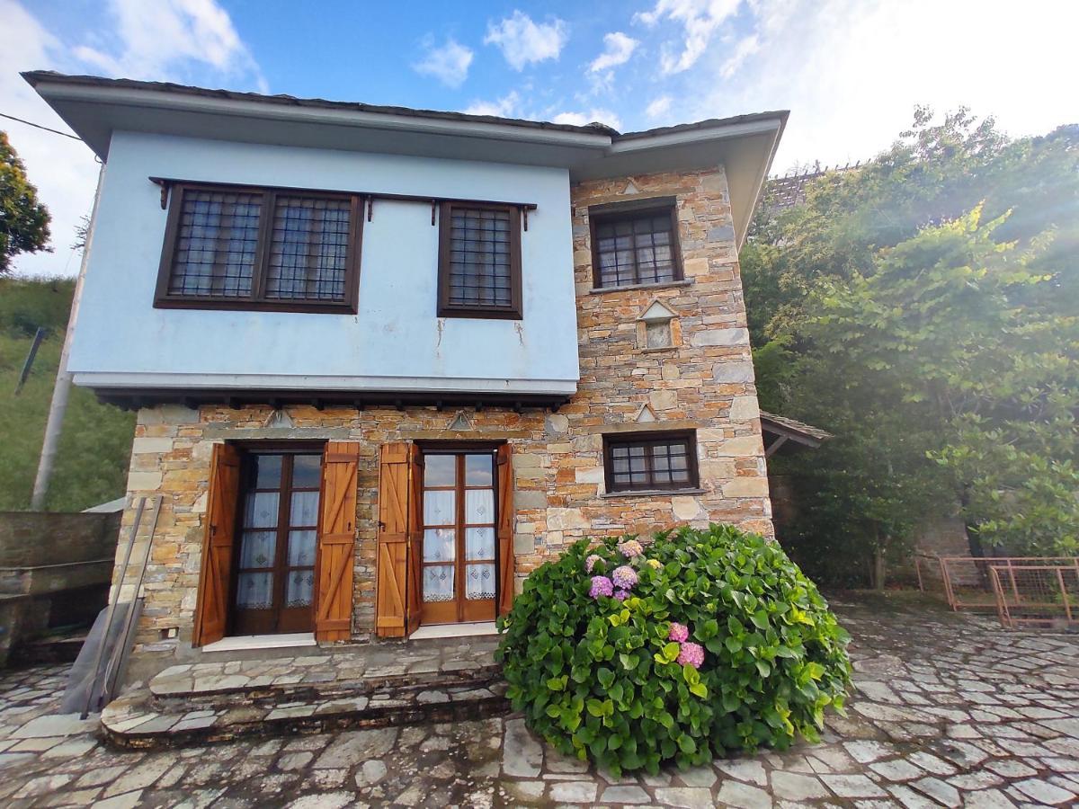 Cozy Blue Stone House With A Great Sea View. Villa Tsagkarada Buitenkant foto
