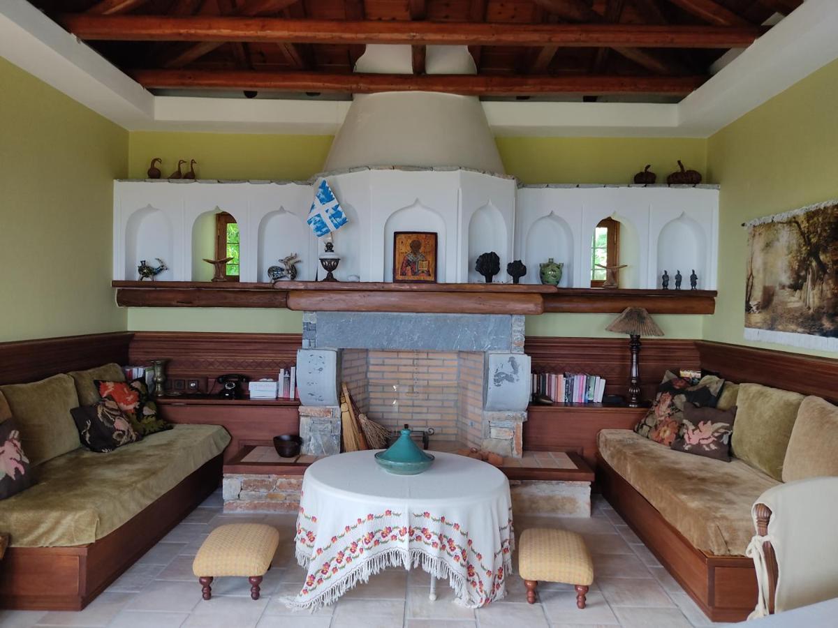 Cozy Blue Stone House With A Great Sea View. Villa Tsagkarada Buitenkant foto
