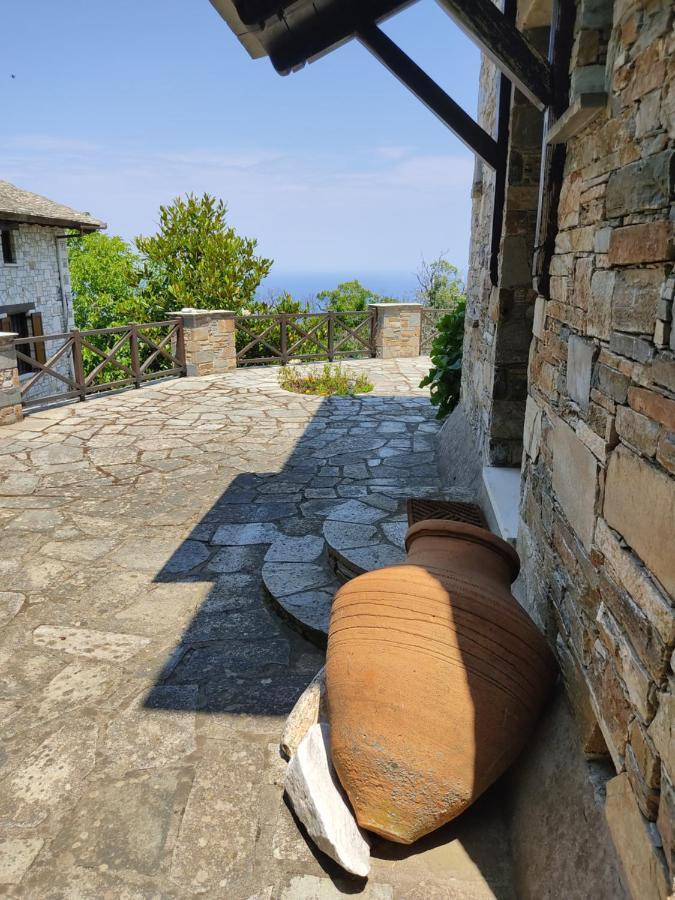 Cozy Blue Stone House With A Great Sea View. Villa Tsagkarada Buitenkant foto
