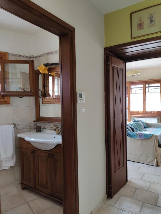 Cozy Blue Stone House With A Great Sea View. Villa Tsagkarada Buitenkant foto